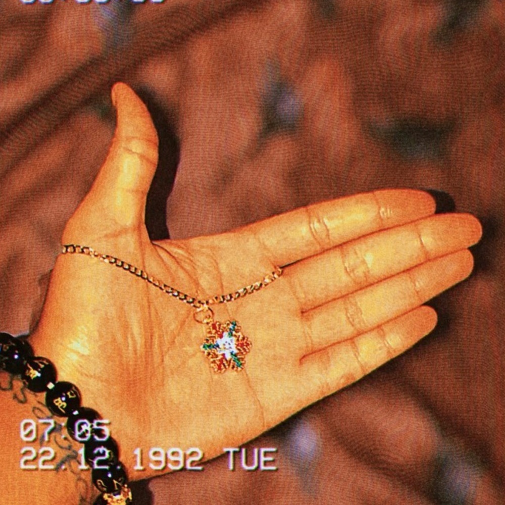 “SNOWMAS” anklet for just $15!💕✨